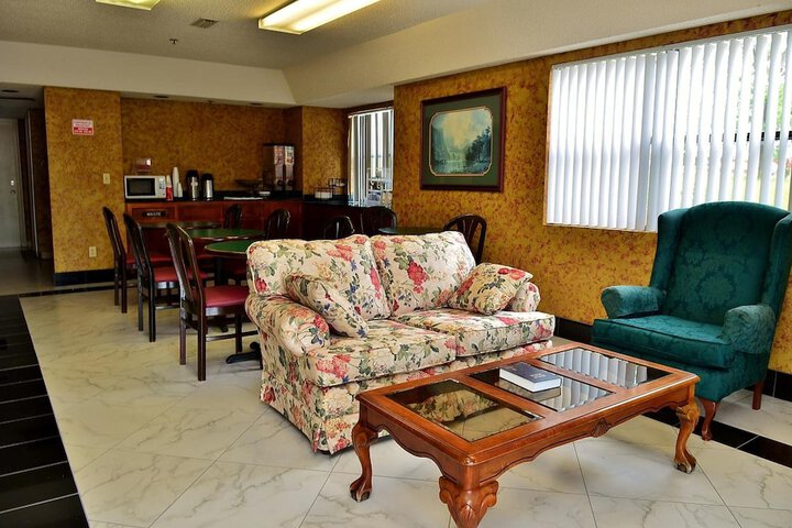 Hotel Interior 3 of 31