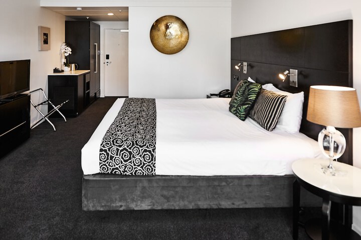 Room 10 of 81
