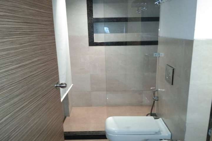 Room 16 of 72