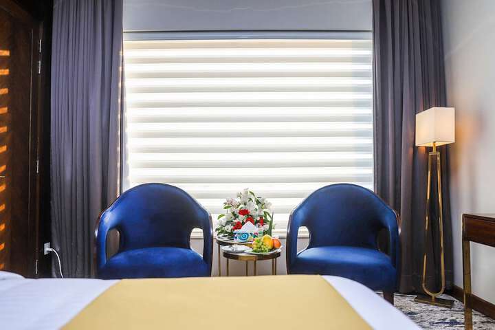 Room 44 of 69