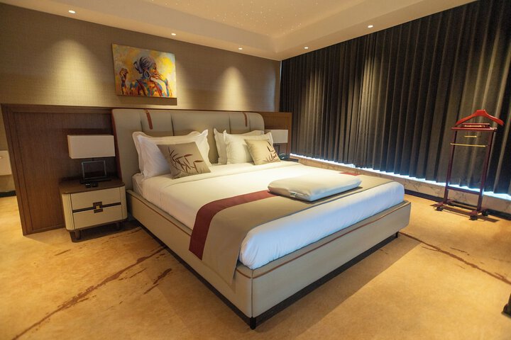 Room 55 of 148