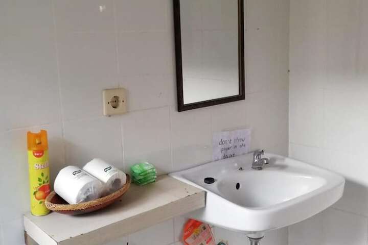 Room 18 of 52
