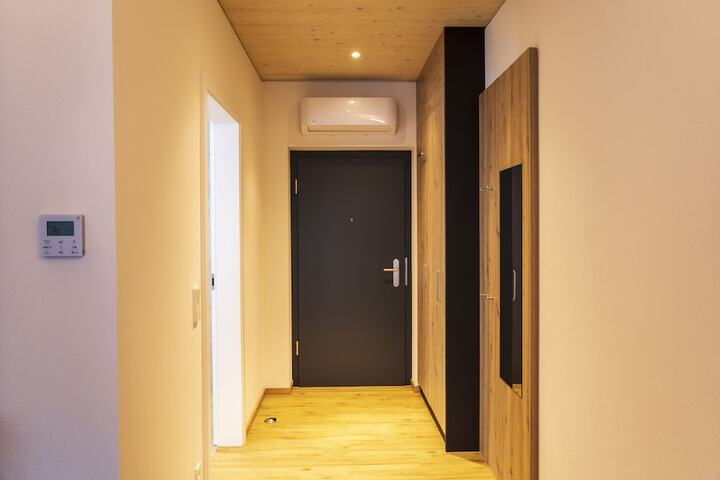 Room 6 of 38