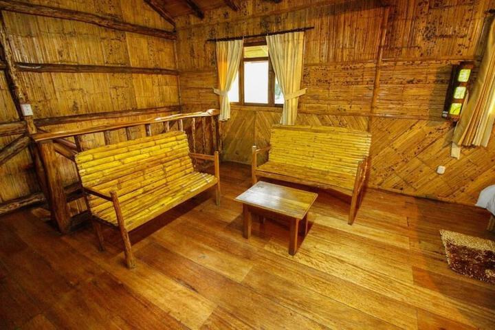 Room 43 of 78