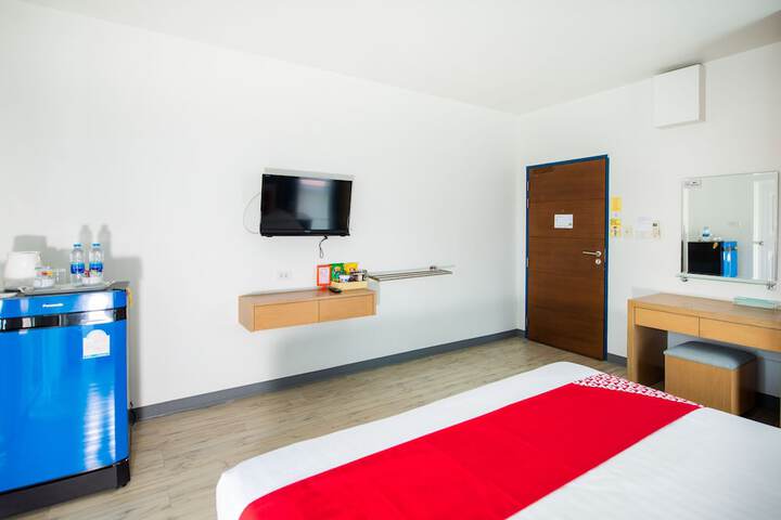 Room 12 of 34