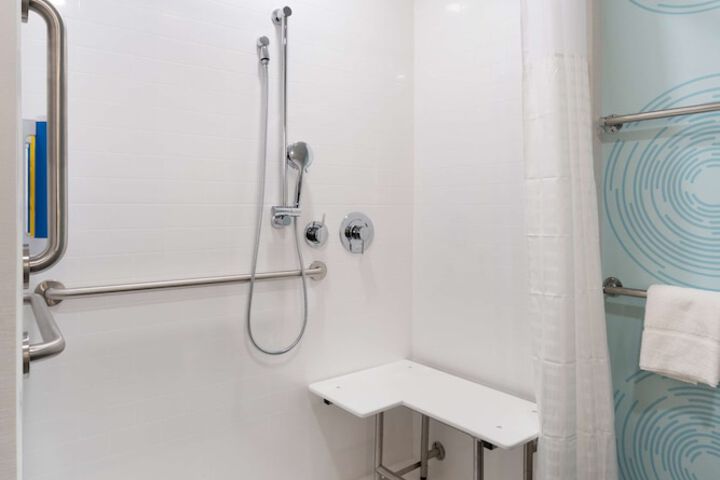 Bathroom shower