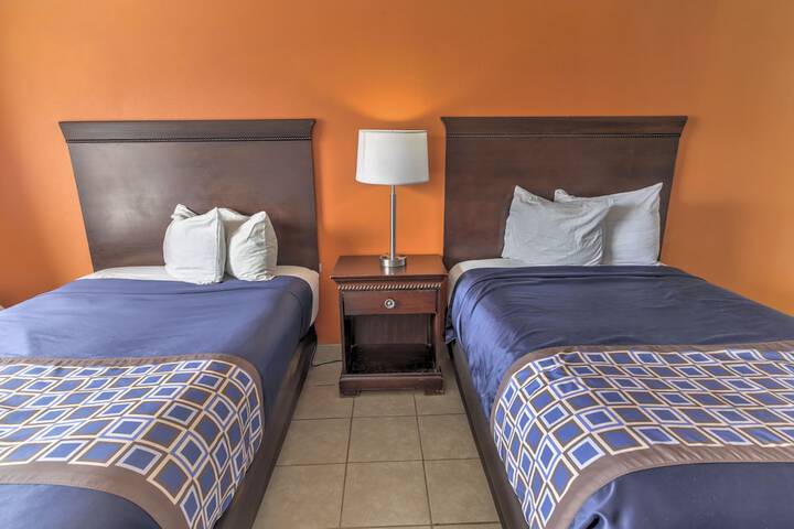 2 Double Beds (1 of 16)