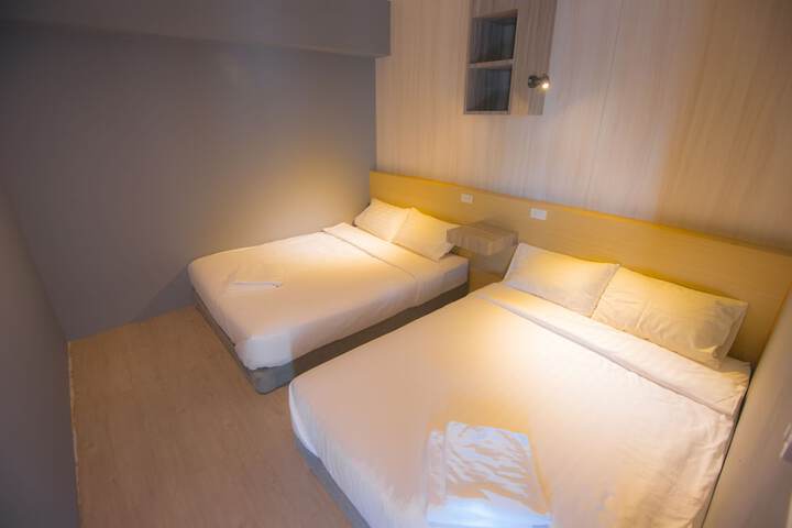 Room 20 of 68