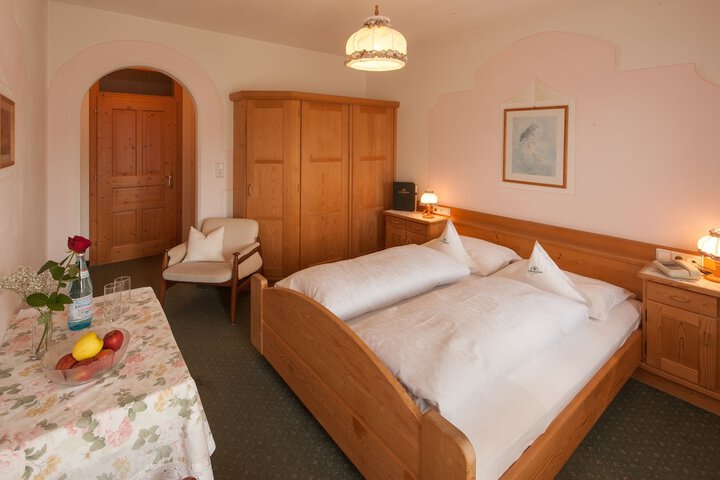 Room 15 of 88