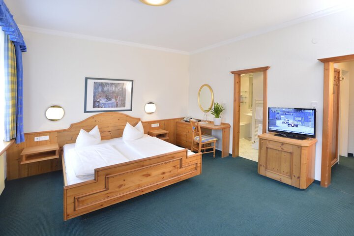 Room 6 of 116