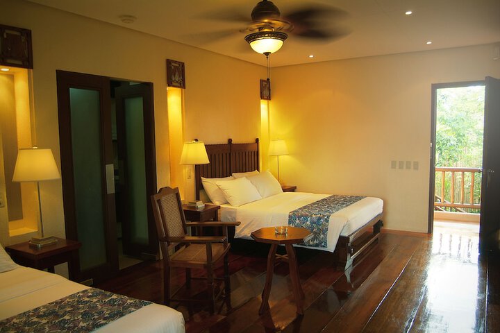 Room 10 of 98