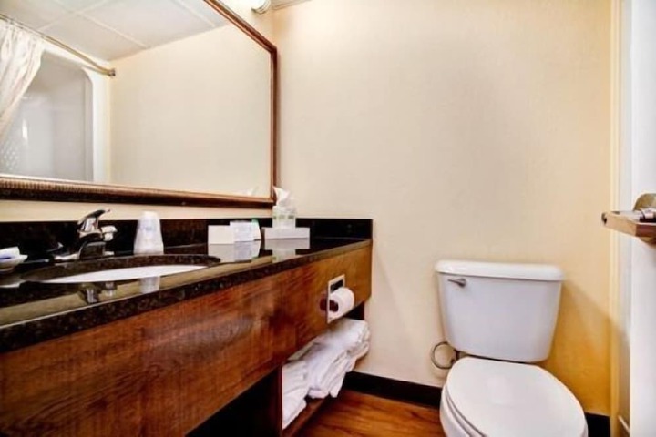 Clean Restrooms