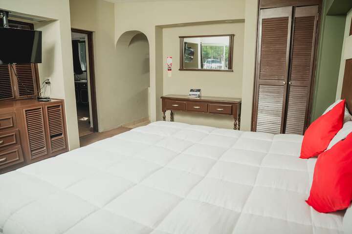 Room 21 of 42