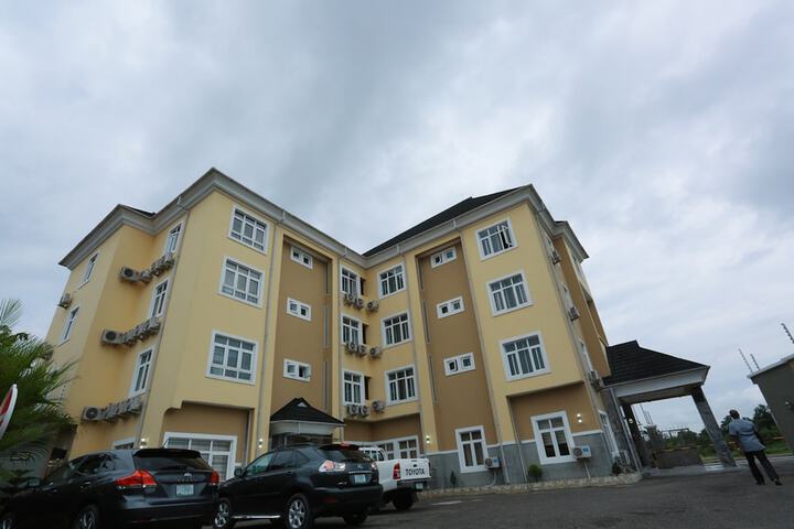 Luton Park Hotels