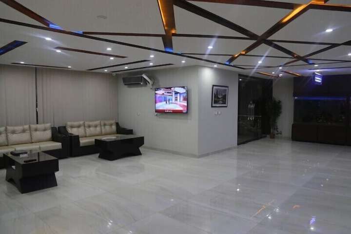 Room 16 of 23