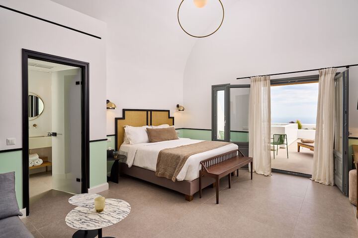 Room 47 of 166