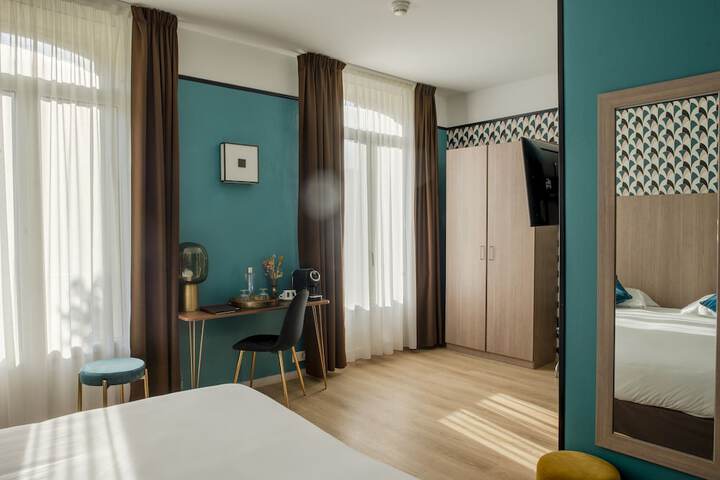 Room 8 of 44
