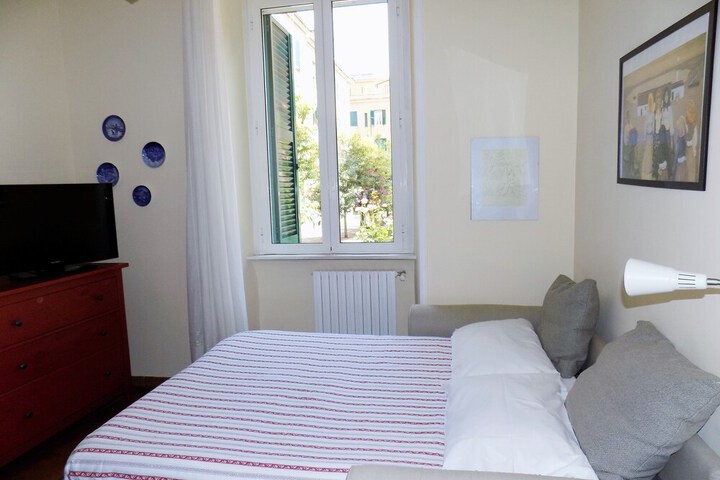 Room 8 of 66