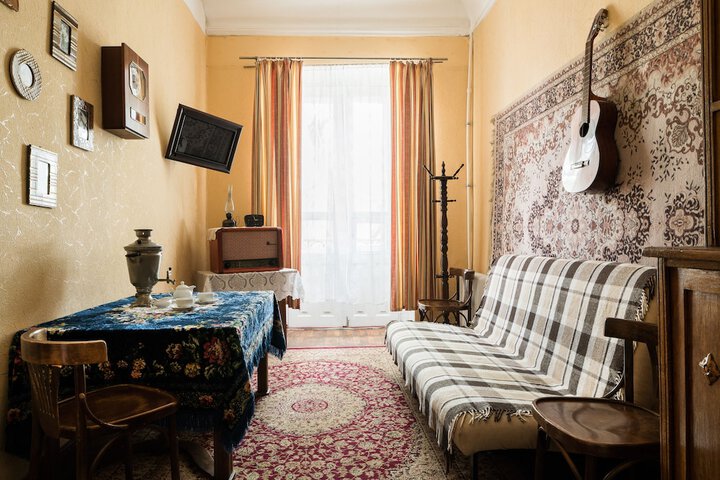 Room 7 of 48
