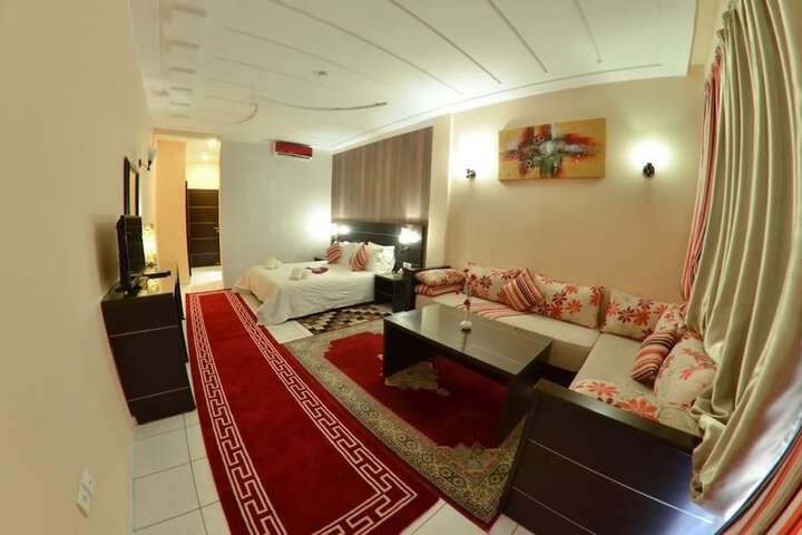 Room 9 of 46