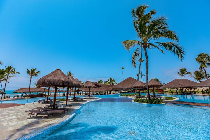 Hotel with Pool