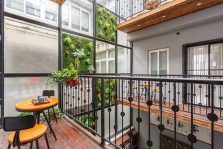 Terrace/Patio 2 of 67
