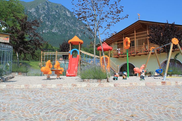 Children's play area - outdoor