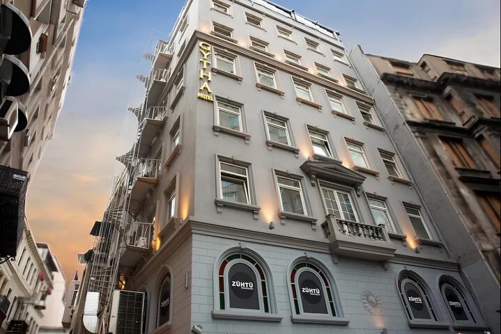 Hotel 43 of 49