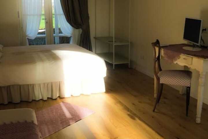 Room 20 of 80