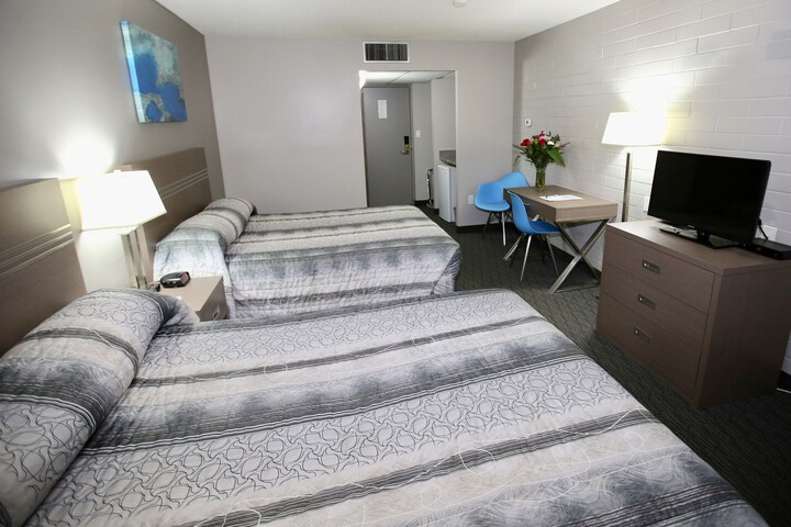 Room 15 of 60