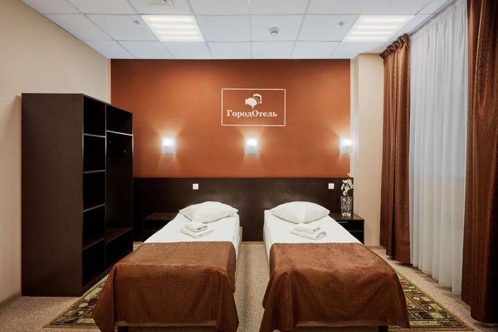 Room 14 of 49