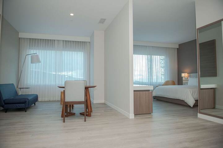 Room 38 of 80