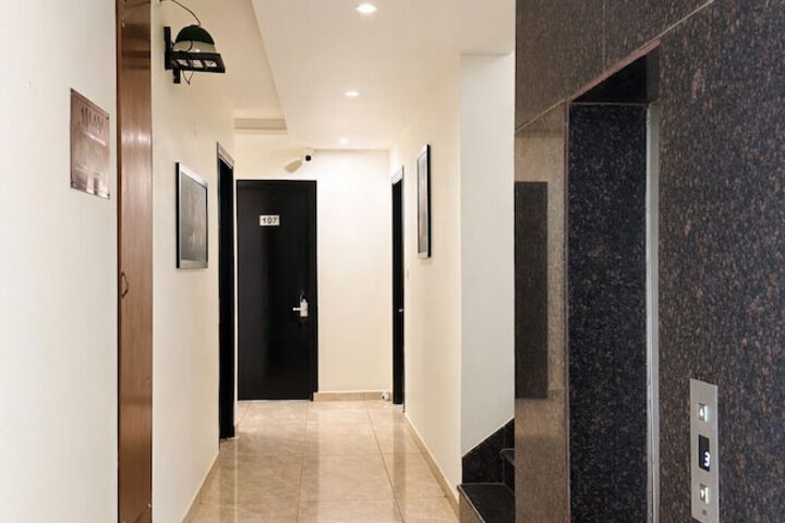 Room 54 of 75