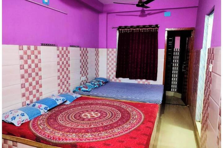 Room 3 of 18