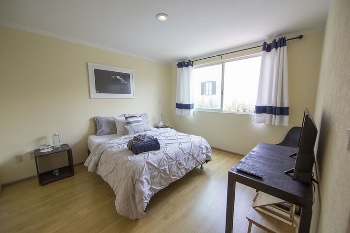 Room 10 of 75