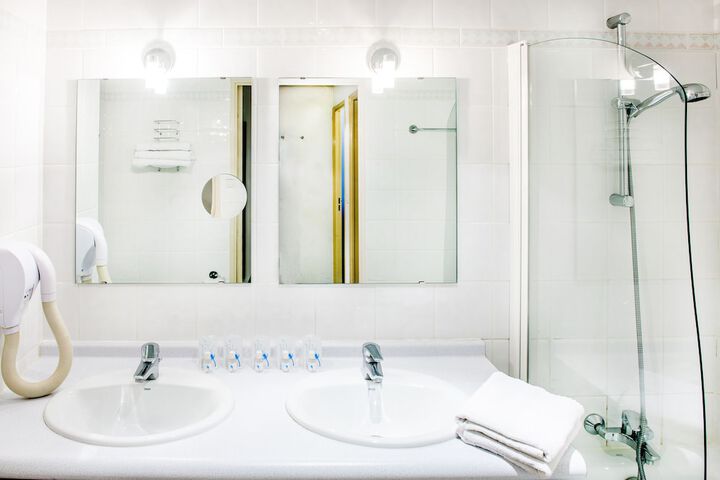 Bath Photo