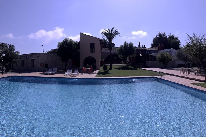 Pool 48 of 138