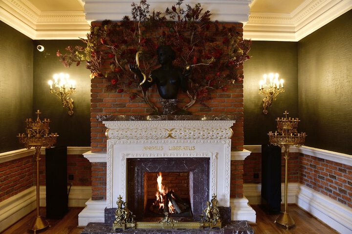 Lobby Entry