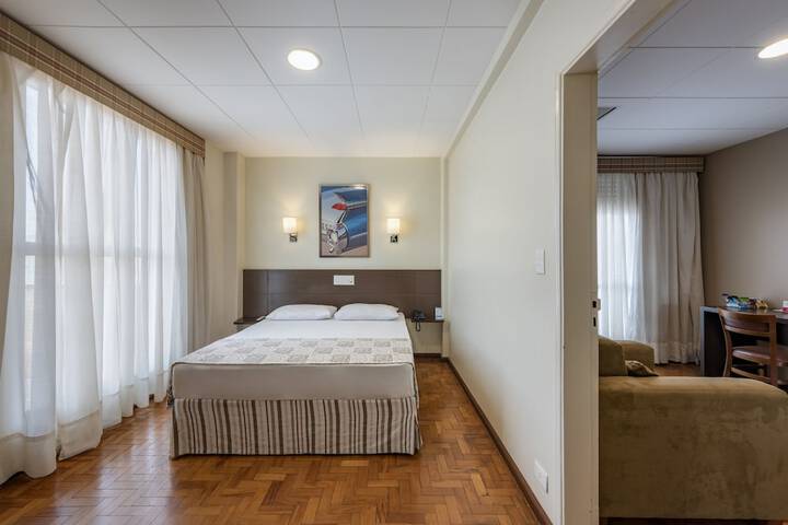 Room 43 of 107