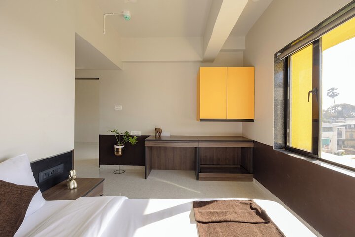 Room 7 of 27