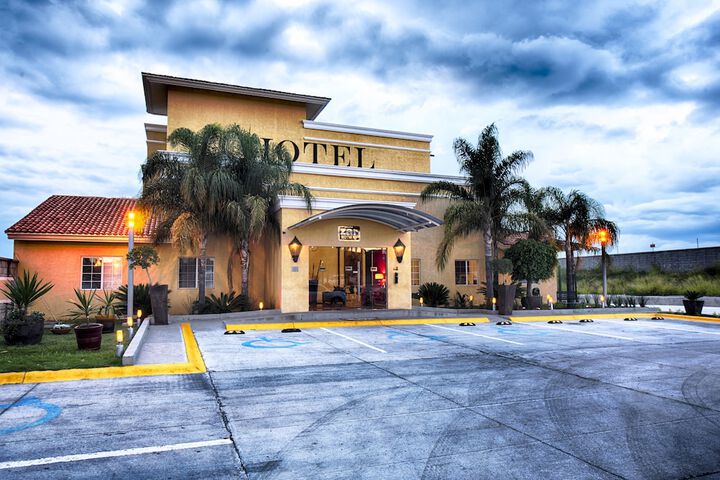 Hotel 52 of 52