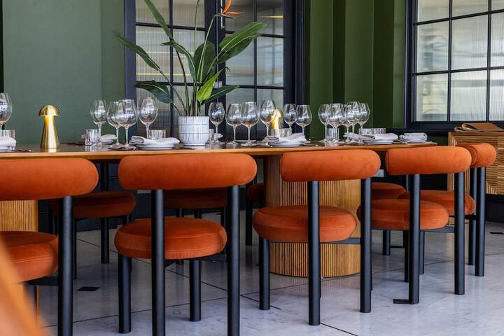 Dining 95 of 140