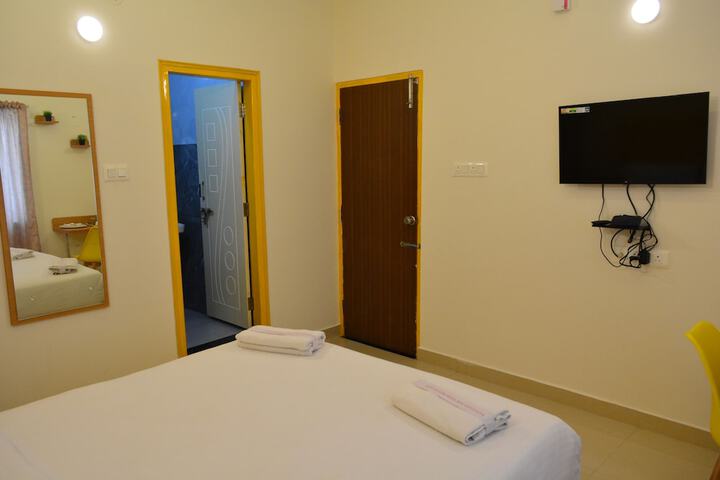 Room 14 of 60