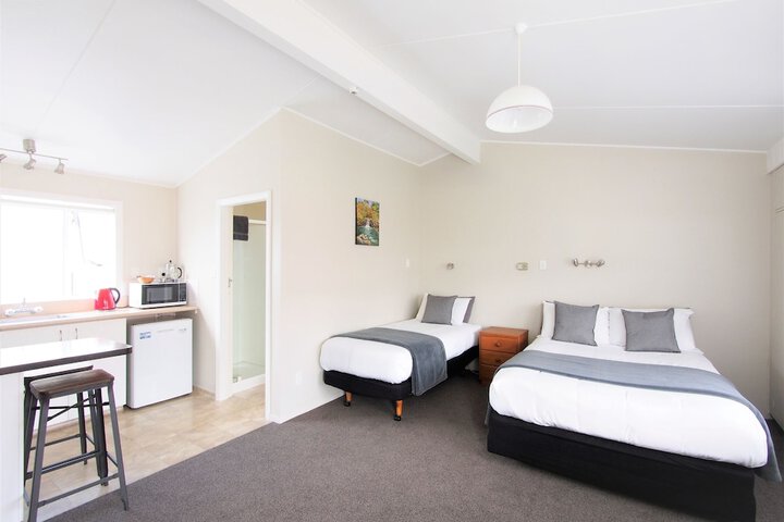 Room 3 of 54