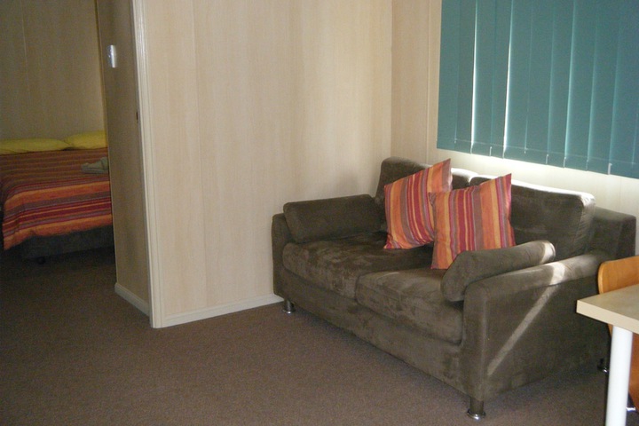 Room 8 of 27