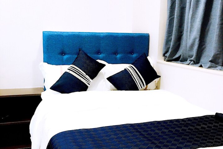 Room 16 of 52