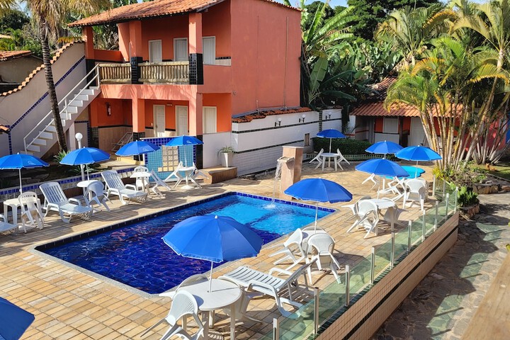 Pool 65 of 132