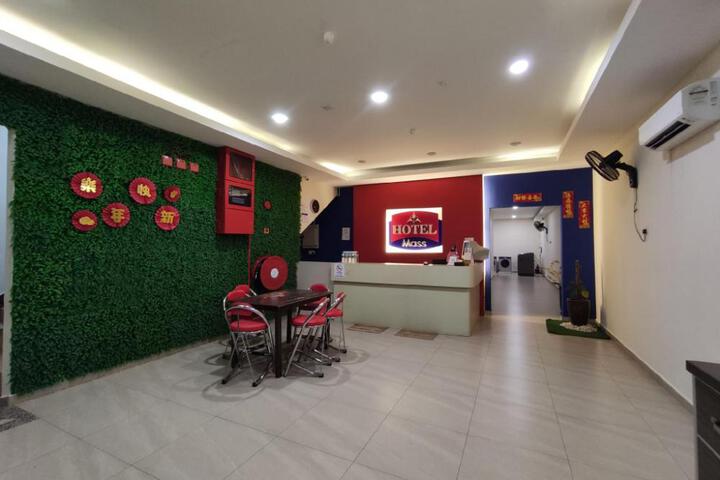 Mass Hotel