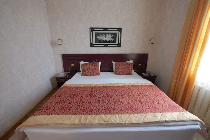 Room 34 of 92