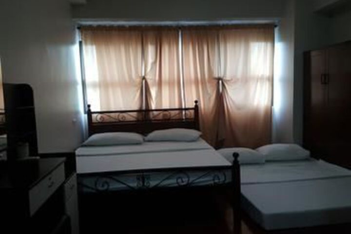 Room 71 of 127